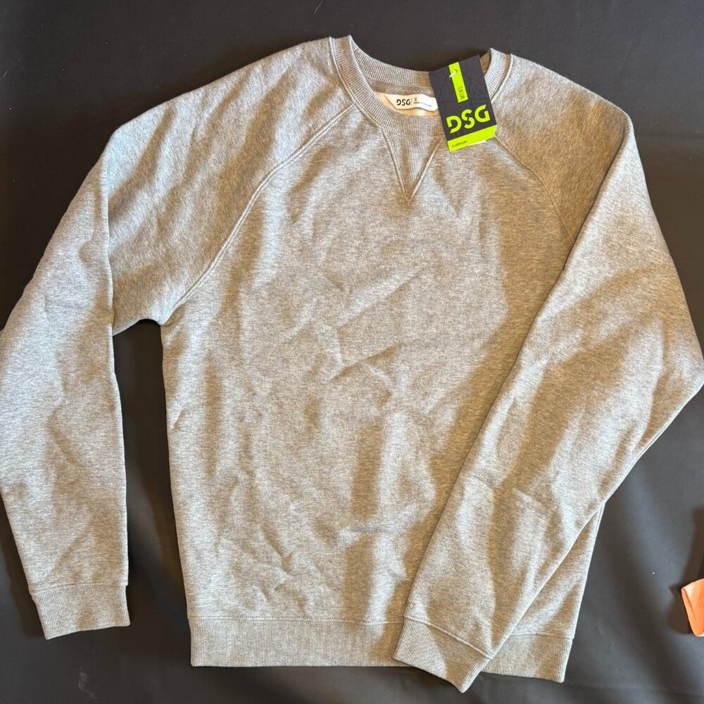 DSG Sweatshirt SMALL NEW